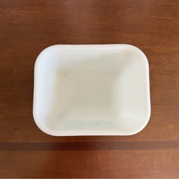 Vintage Pyrex 1.5 Cup Refrigerator Dish Amish Butterprint 501 No Lid - Picture 6 of 7